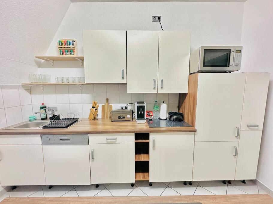 Loft Mit Billard-Tisch Und Ps4 Apartment Wuppertal Bagian luar foto