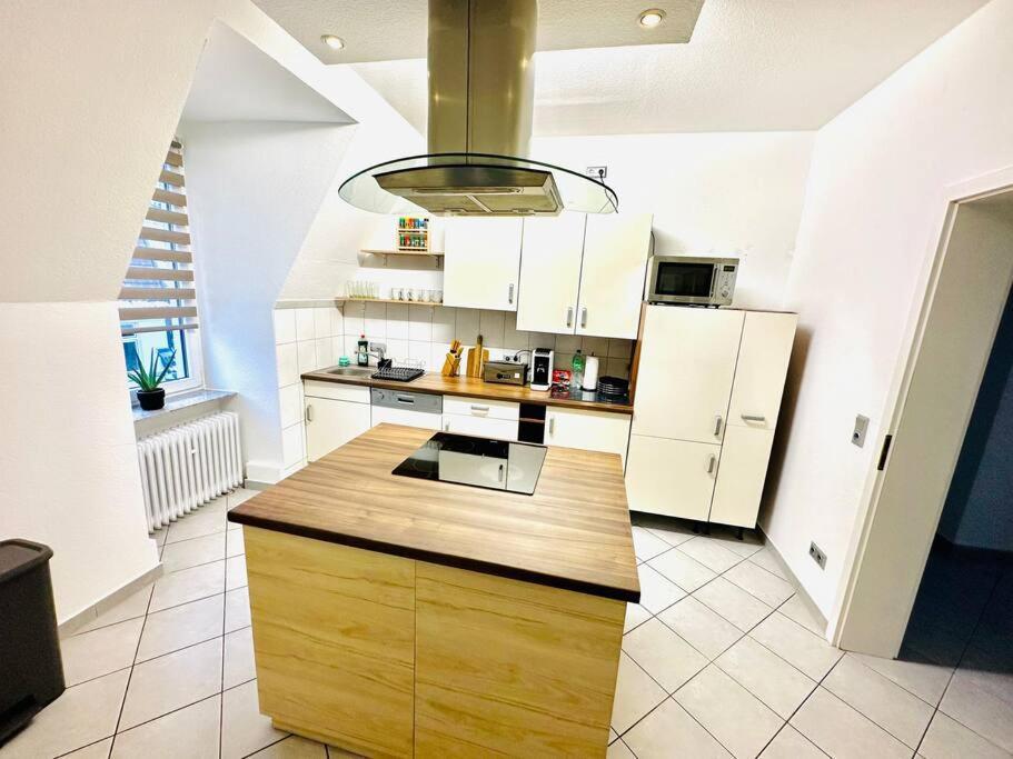 Loft Mit Billard-Tisch Und Ps4 Apartment Wuppertal Bagian luar foto