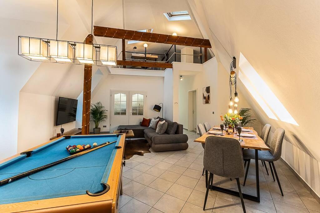 Loft Mit Billard-Tisch Und Ps4 Apartment Wuppertal Bagian luar foto