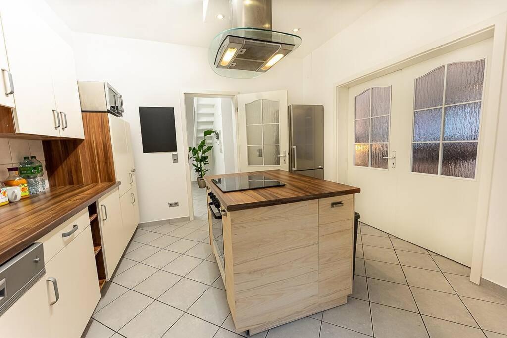 Loft Mit Billard-Tisch Und Ps4 Apartment Wuppertal Bagian luar foto