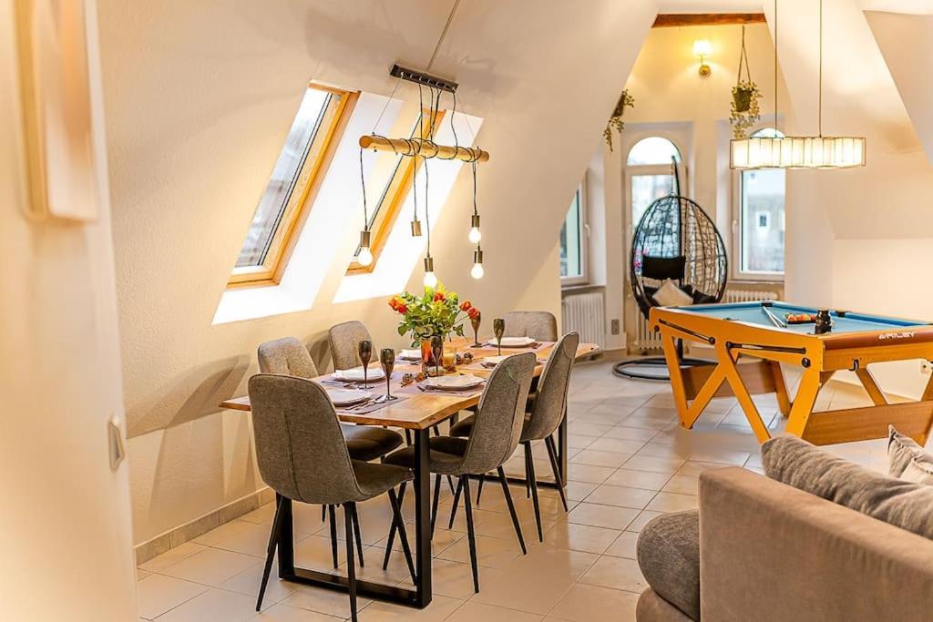 Loft Mit Billard-Tisch Und Ps4 Apartment Wuppertal Bagian luar foto